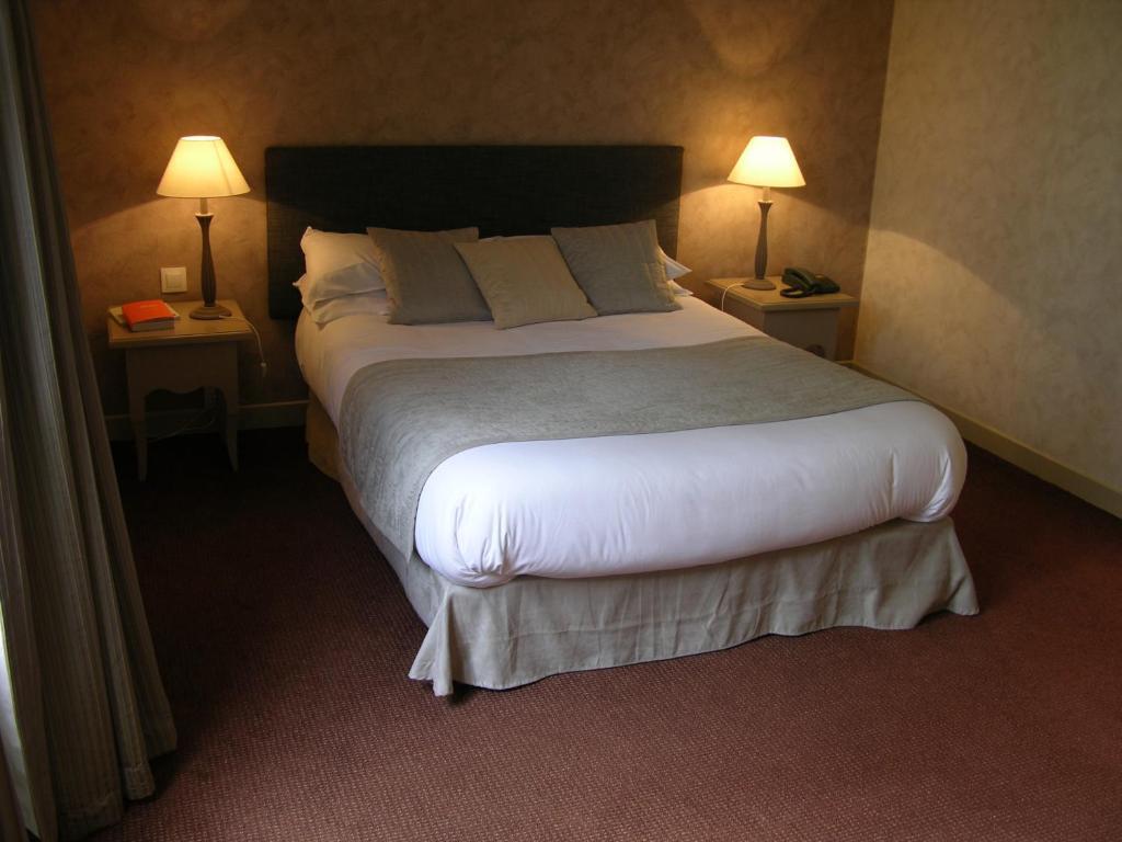 Le Domaine De Mombreux Hotell Lumbres Exteriör bild